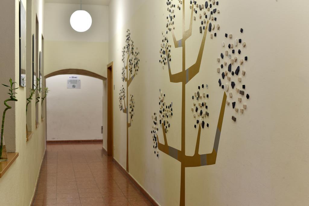 Junges Hotel Tulln Тульн Экстерьер фото